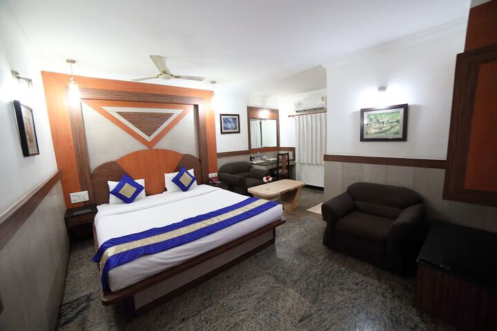 Room 5 of 29