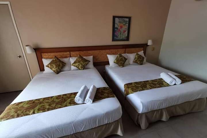 Room 15 of 66