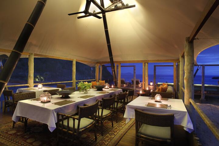 Dining Photos