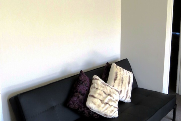 Room 15 of 33