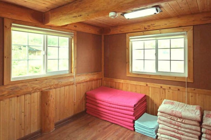 Room 10 of 50