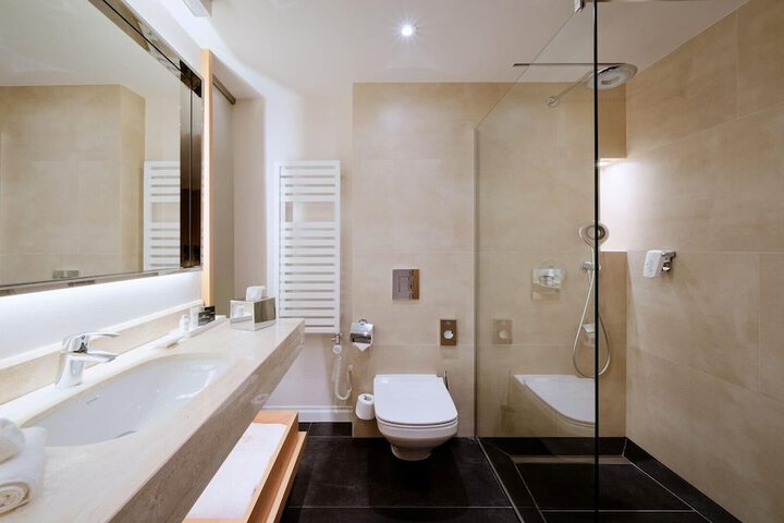 Clean Restrooms