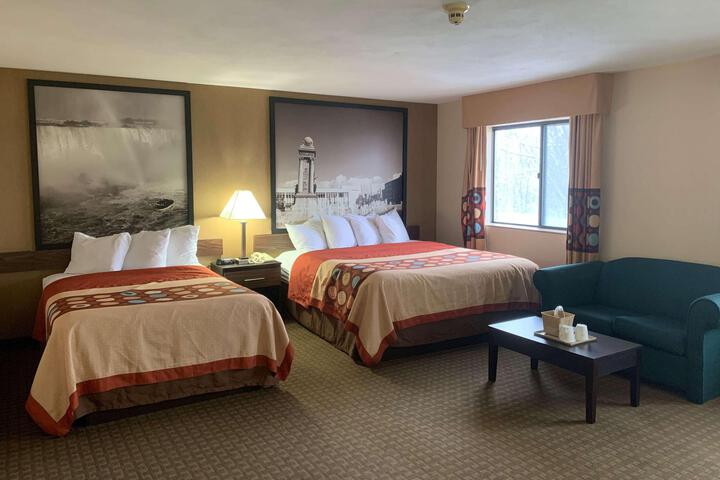 1 King Bed (9 of 13)