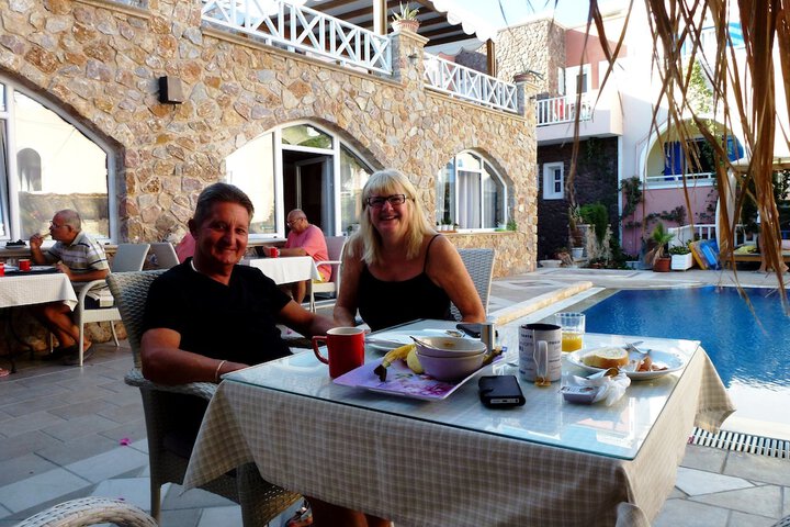 Breakfast/Coffee Service 66 of 79