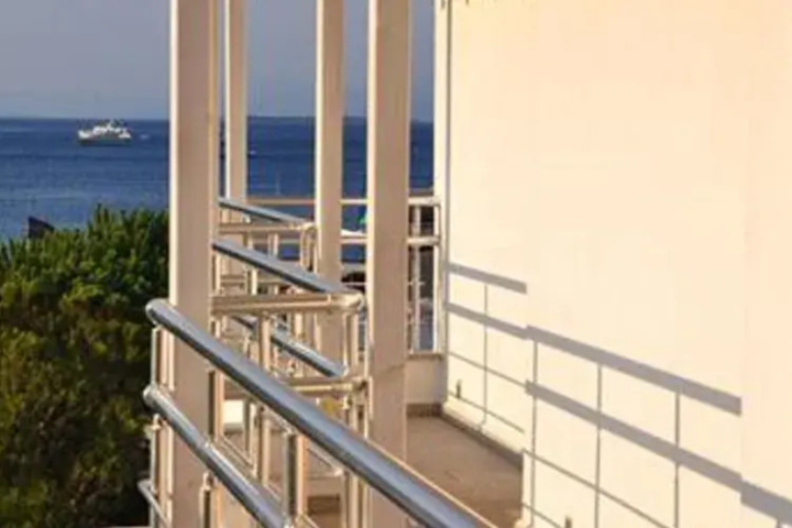 Terrace/Patio 2 of 13