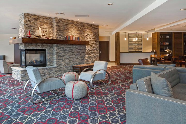 Hotel Interior 4 of 95