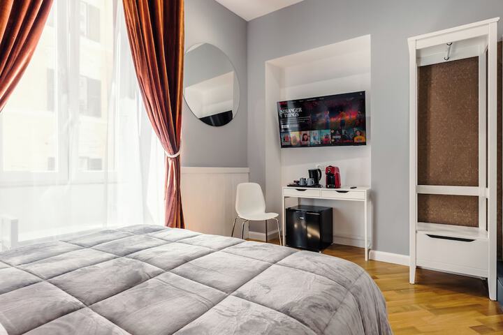 Room 8 of 71