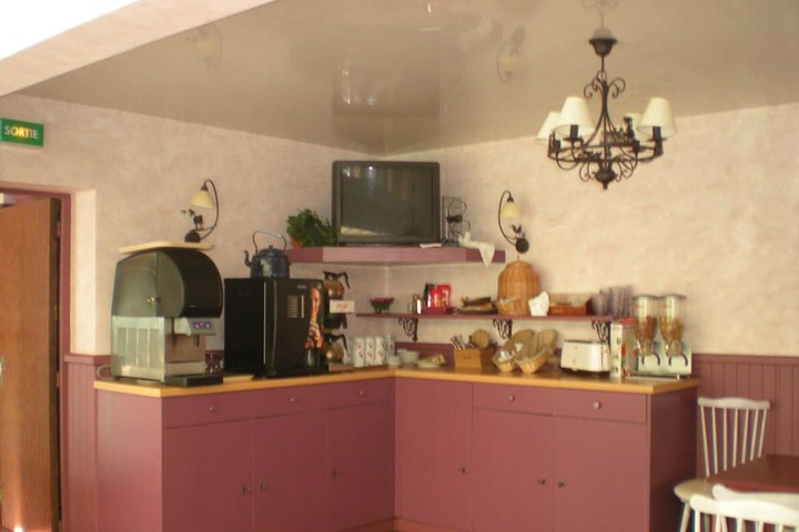 Dining 44 of 63