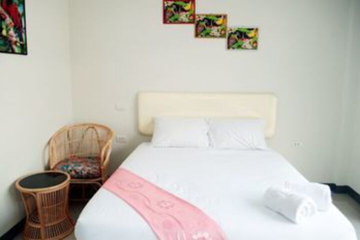 Room 18 of 39