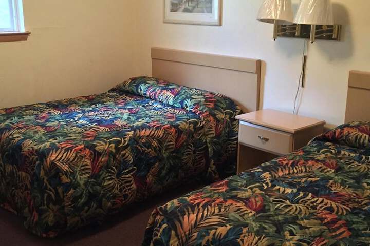 Room 22 of 53