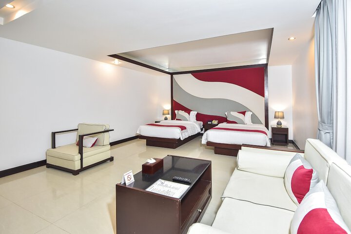 Room 26 of 177