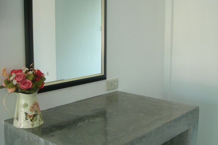 Room 22 of 60