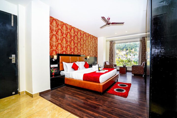 Room 18 of 35