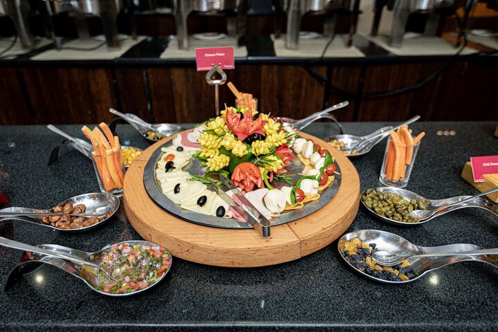 Dining 66 of 117