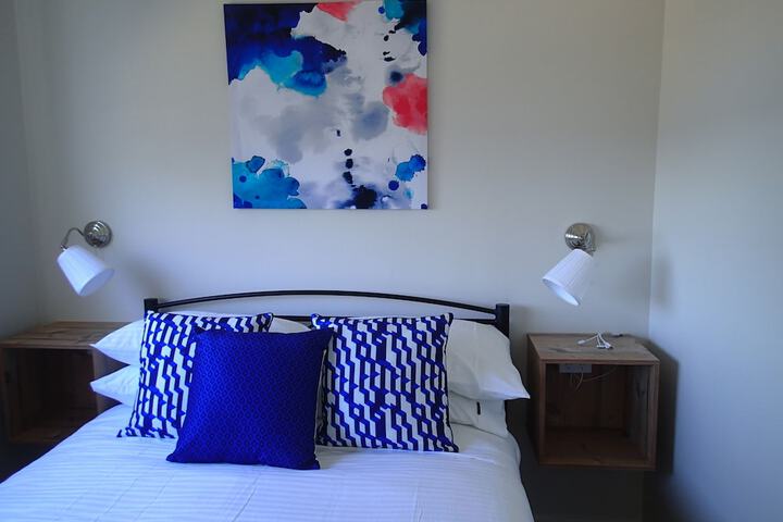 Room 21 of 220