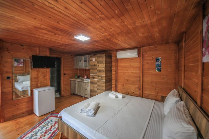 Room 15 of 74