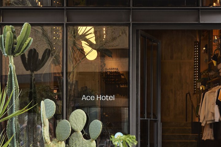 Hotel 51 of 52