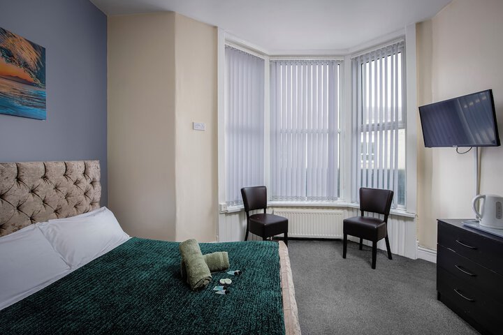 Room 6 of 23