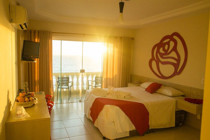 Room 12 of 39