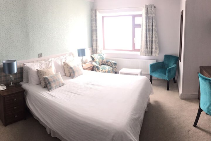 Room 13 of 96