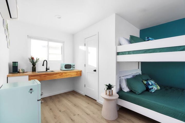 Room 11 of 29