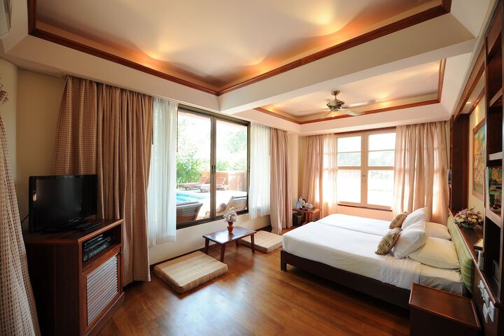 Room 16 of 79