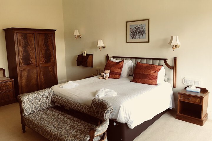 Room 15 of 68