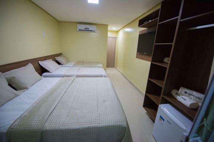 Room 9 of 48