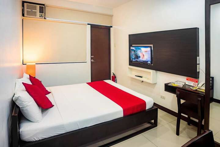 Room 10 of 23
