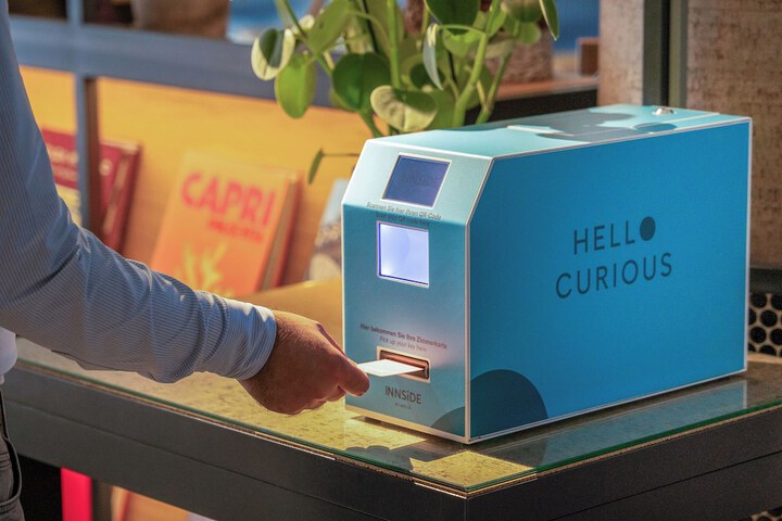 Check-in/check-out kiosk