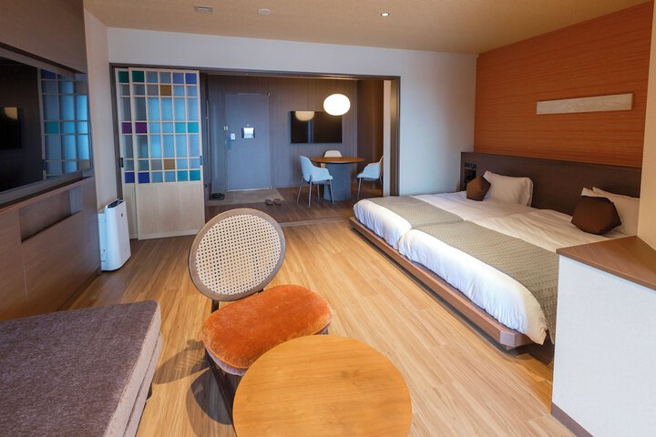 Room 9 of 74