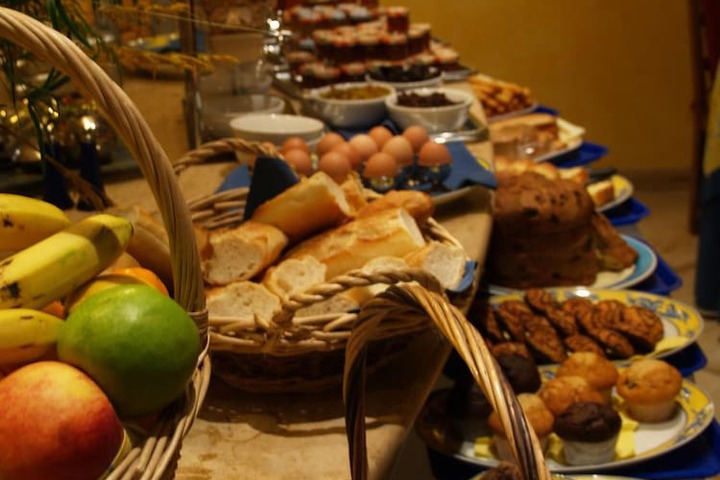 Dining 52 of 63