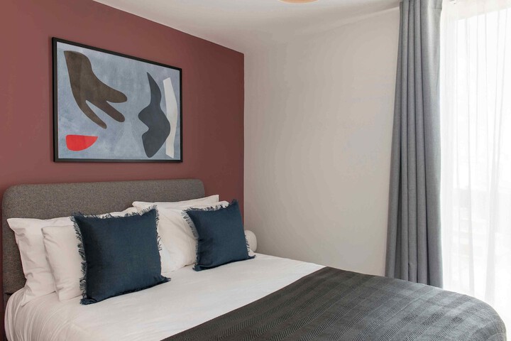 Room 15 of 37