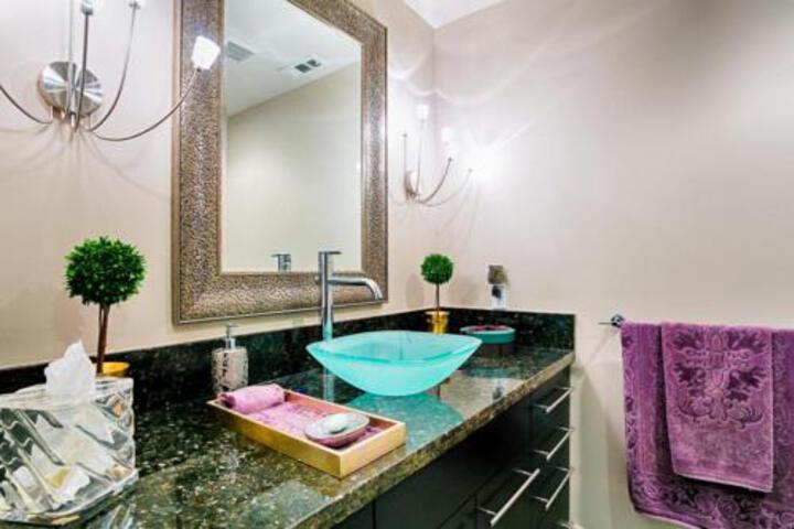 #8425 Endless Vistas Six Bedroom Holiday Home in San Diego, CA