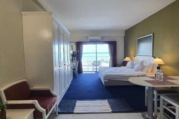 Room 218 of 650