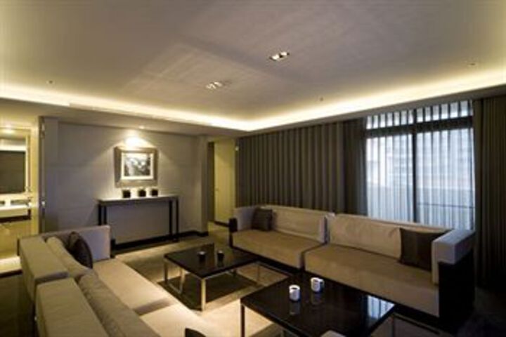 Room 20 of 28