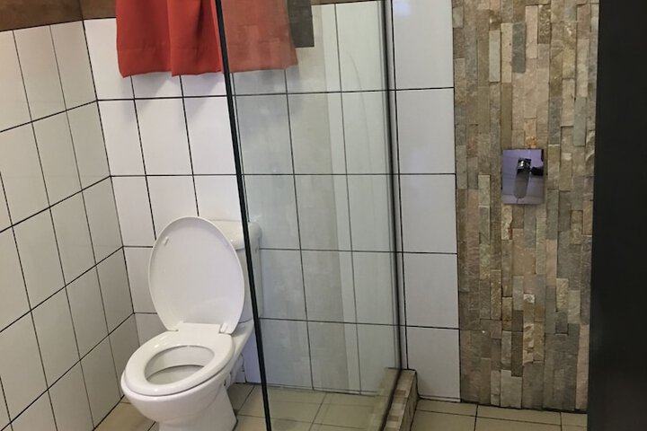 Room 53 of 74