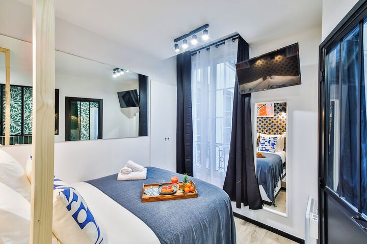 Room 7 of 216