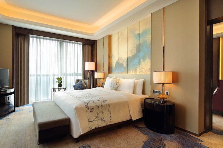 Room 5 of 35