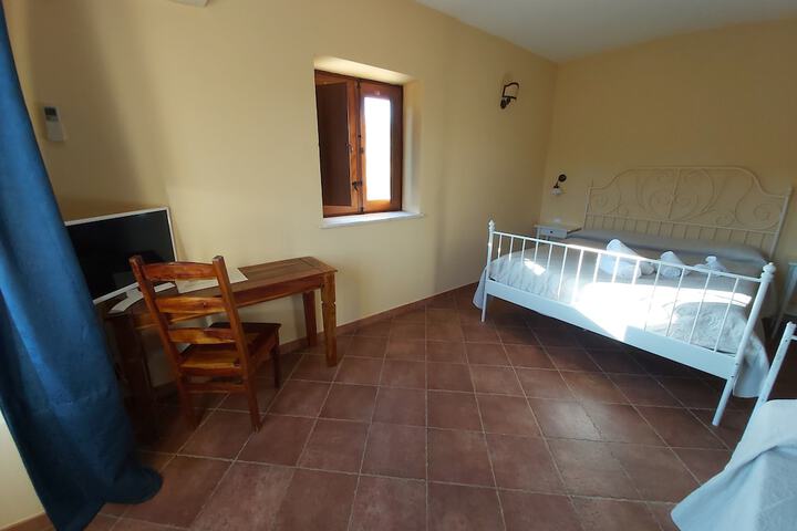 Room 12 of 44