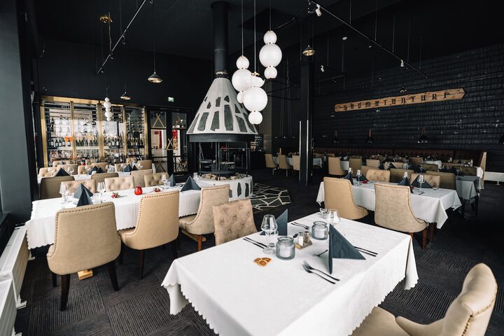 Dining 47 of 73