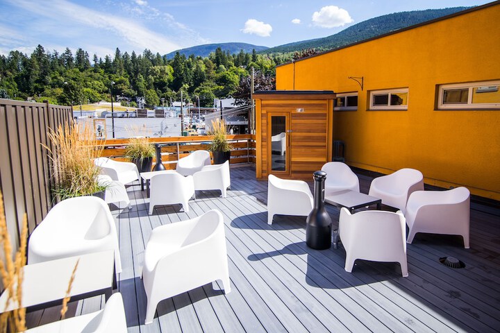 Terrace/Patio 72 of 78