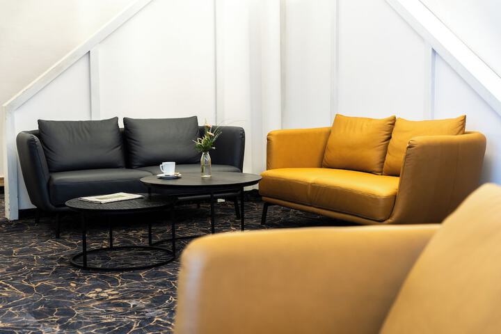 Guest Lobby