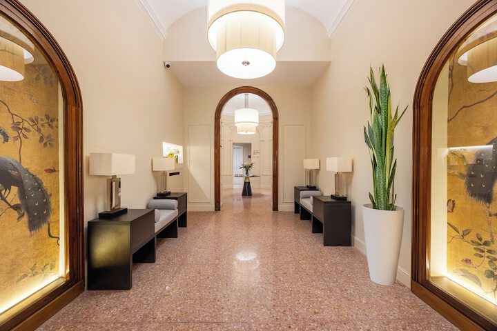 Hotel Interior 7 of 47