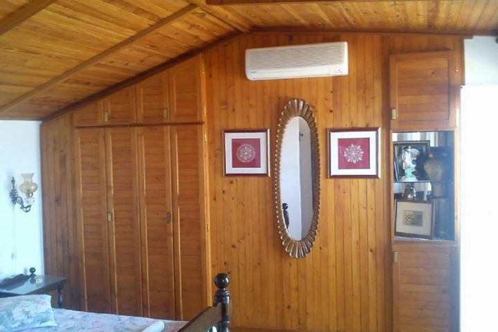 Room 3 of 15