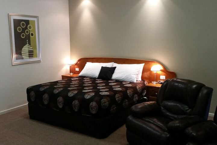 Room 17 of 50