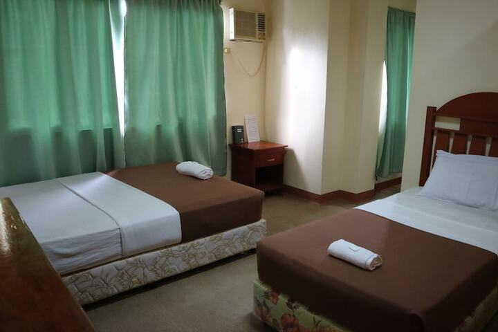 Room 27 of 45