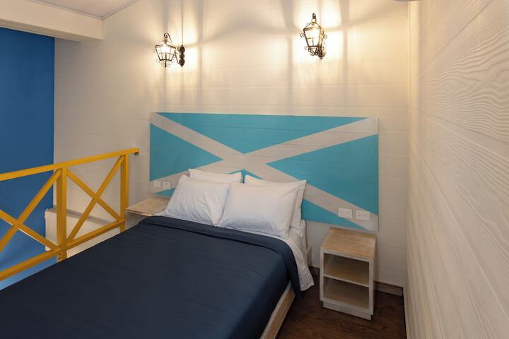 Room 28 of 51