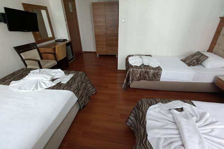 Room 26 of 37