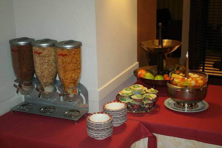 Breakfast buffet